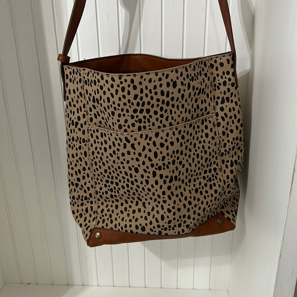 Universal threads leopard tote